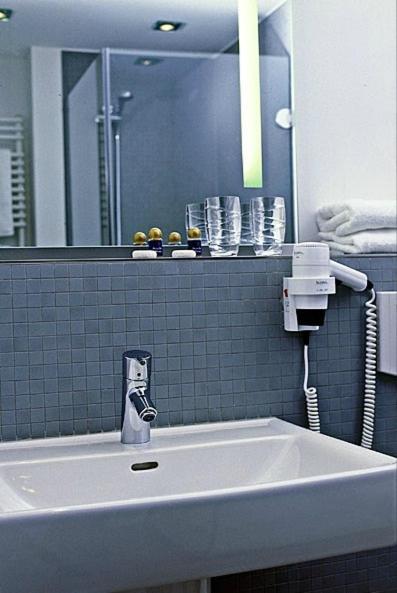Overnight Tagungshotel Im Abz Kerpen  Oda fotoğraf